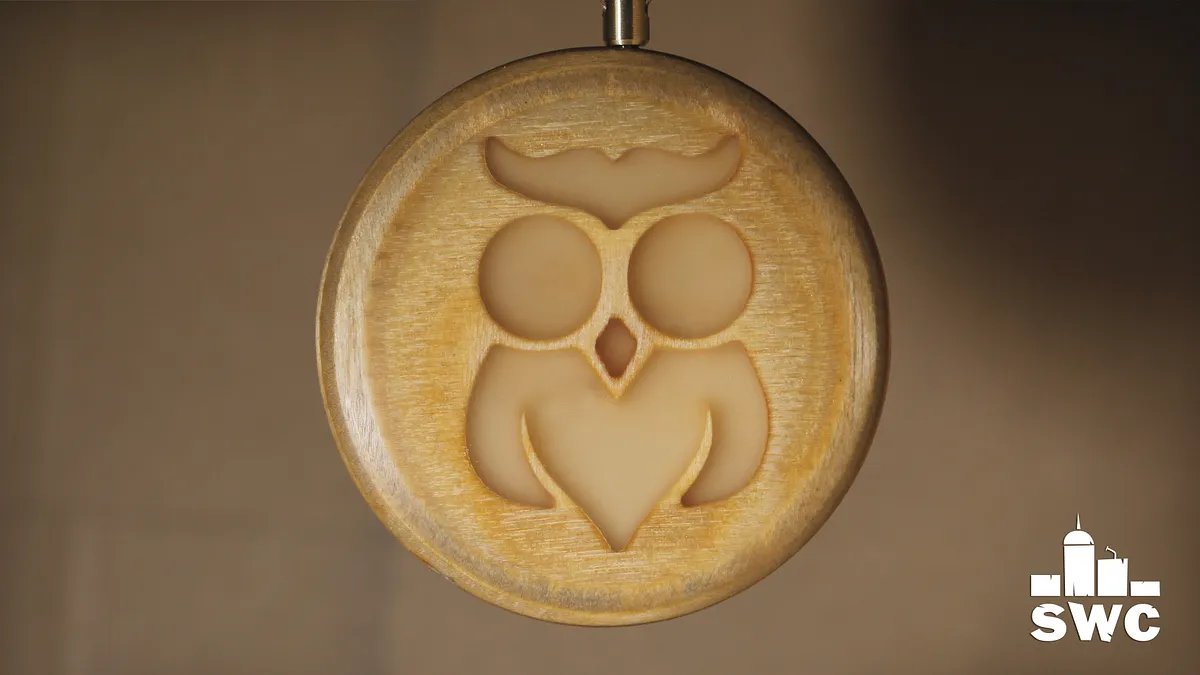 Fluorescent resin and wood pendants - image 6