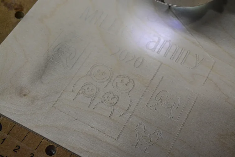 Personalizable house ornaments — Carve the file