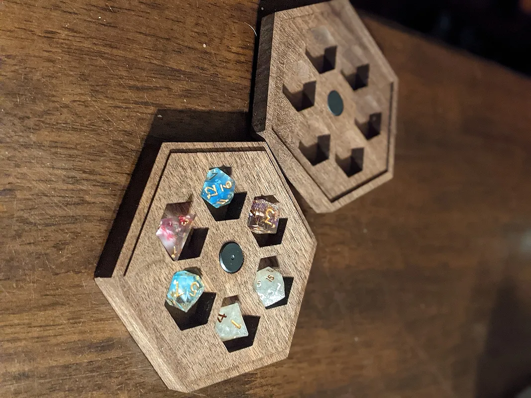 Dice Holder - image 1