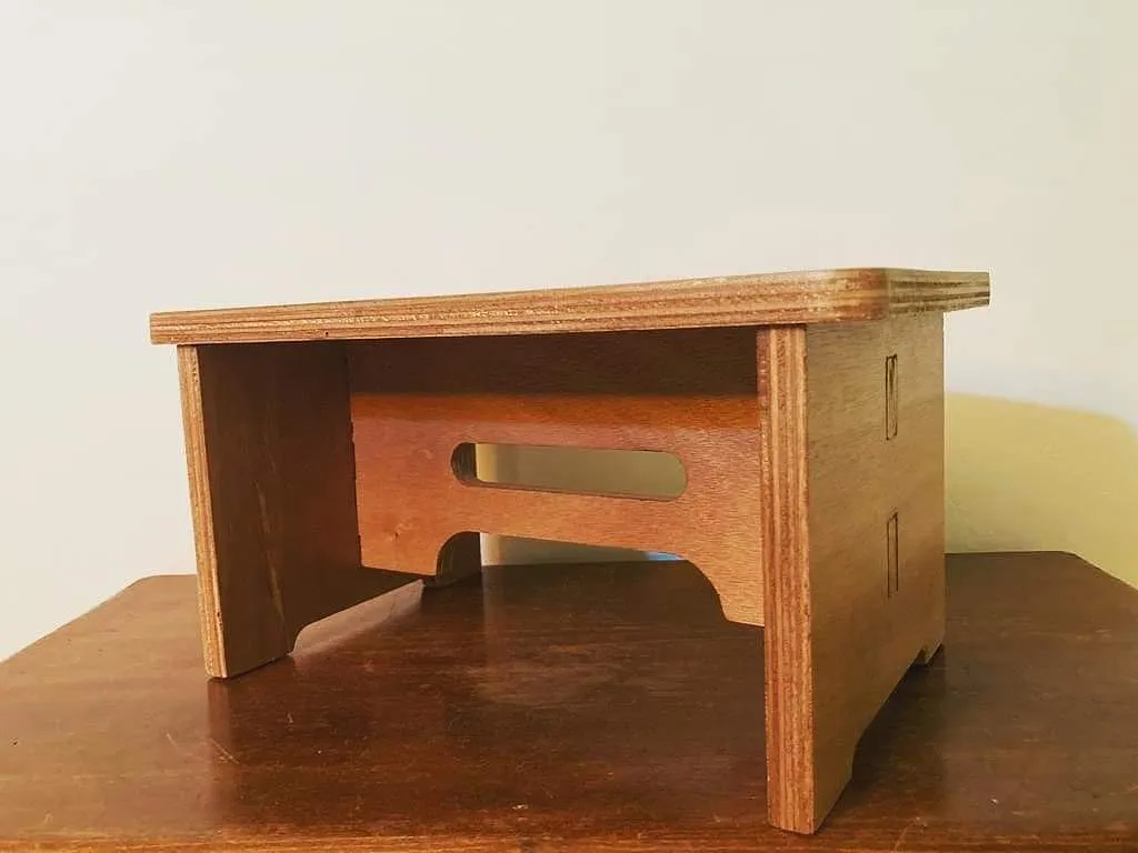 Plywood Step Stool - image 2