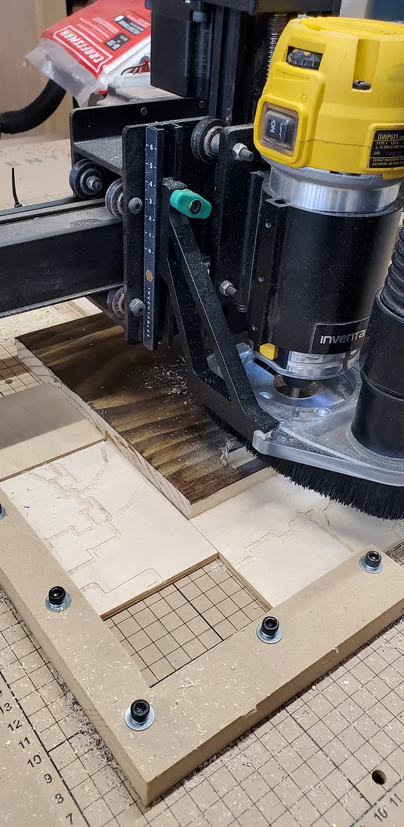 EaselProDesignChallenge-Rebus-RecycleBin — Carve the bottom