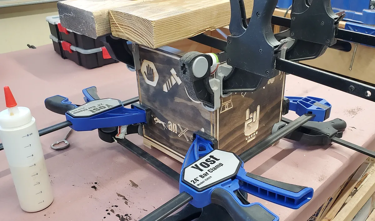 EaselProDesignChallenge-Rebus-RecycleBin — Dry fit and glue (image 2)