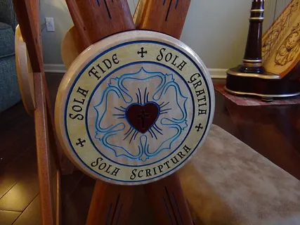 Prie-dieu 1, Luther's Rose