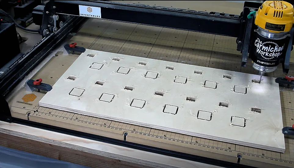 Guitar Effects Pedal Board — Carve the Top Board