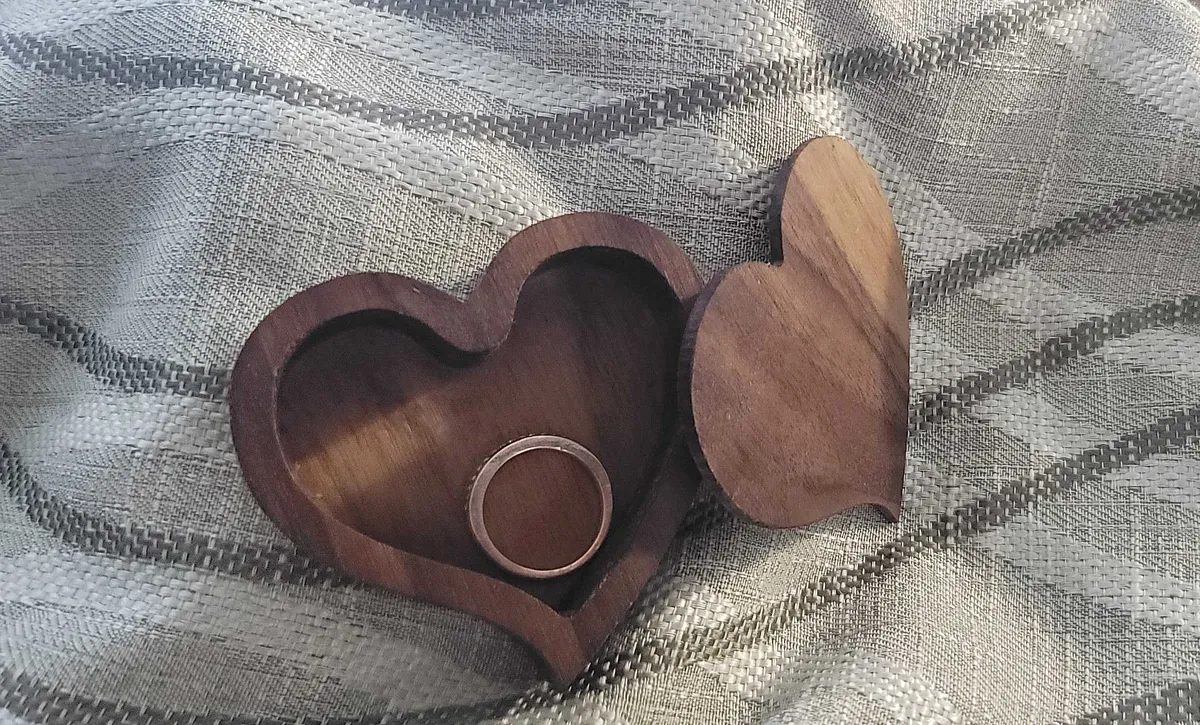 Heart shape keepsake - image 1