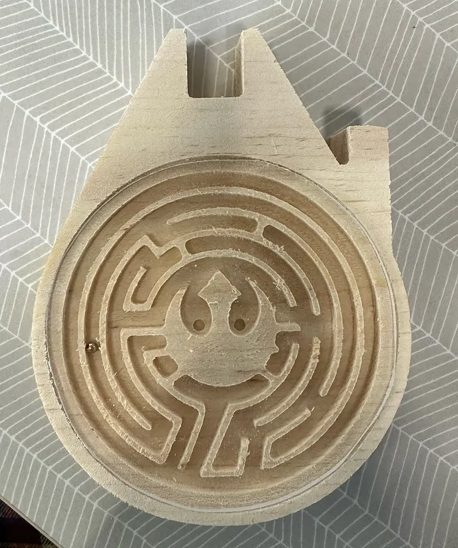 Millennium Falcon puzzle game - image 1