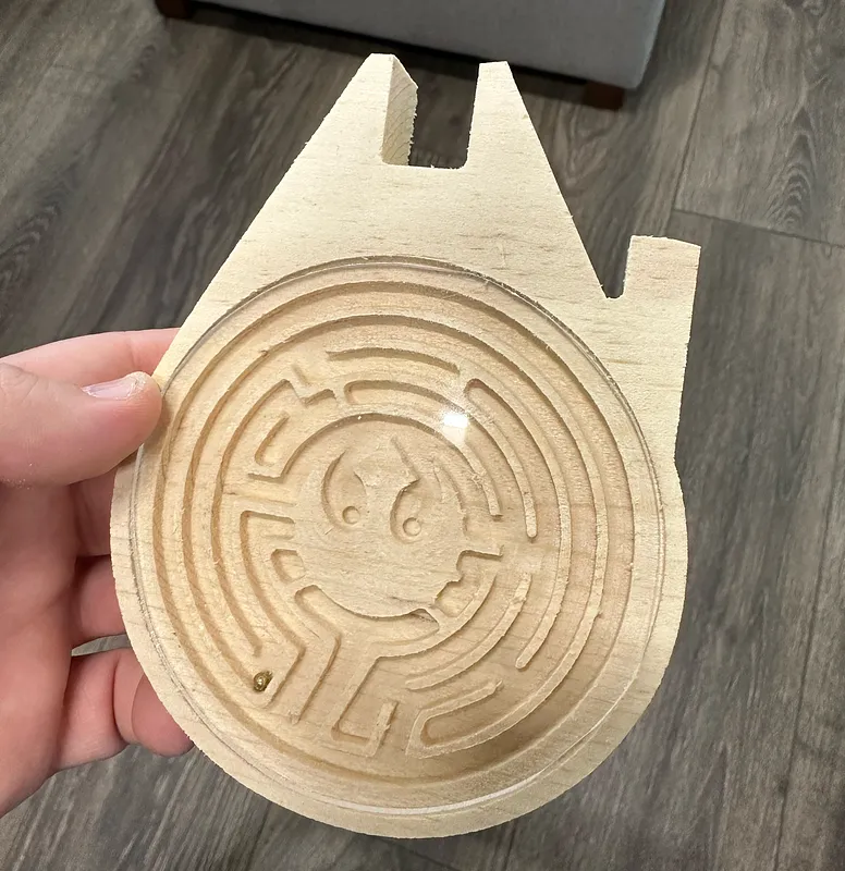 Millennium Falcon puzzle game - image 2