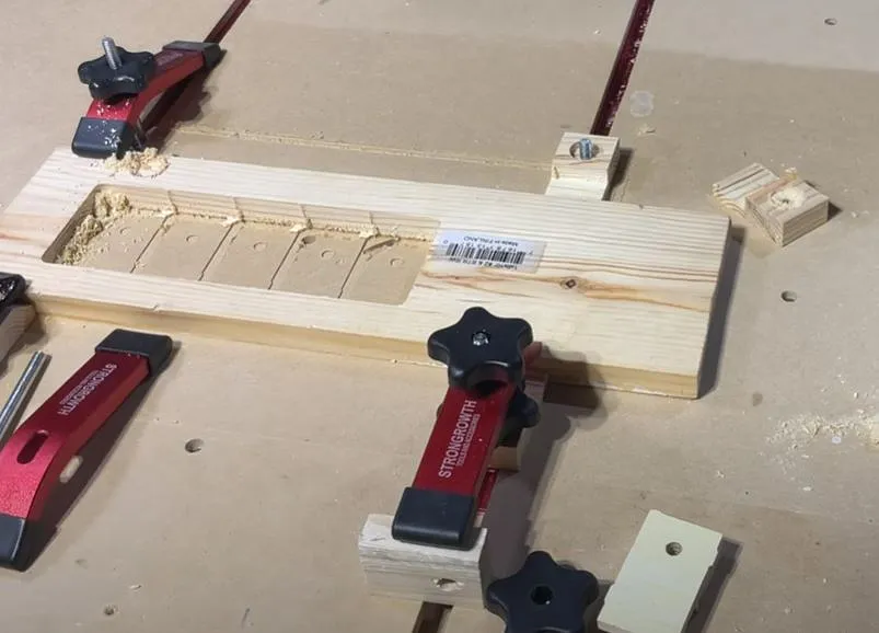 Work stop that works with arching clamps - image 1