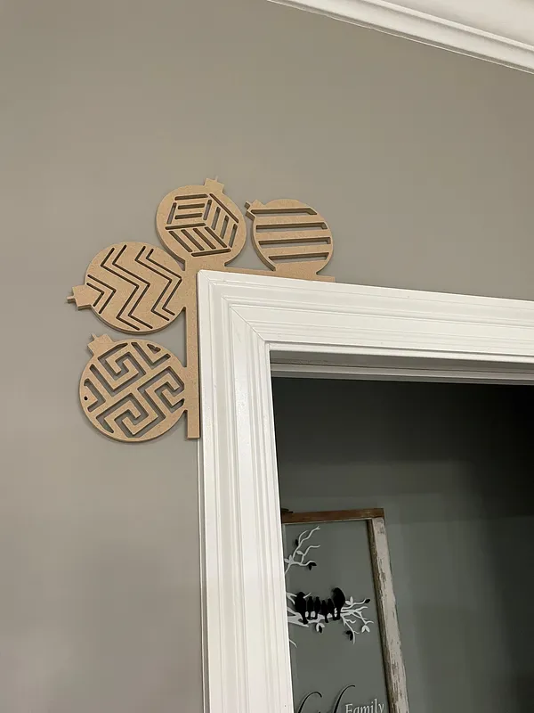 Door Corner Ornament - image 1