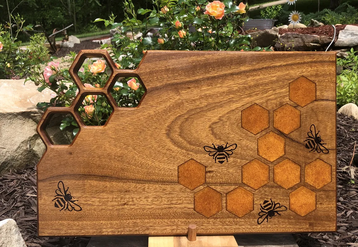 Hex handled Bee Board - image 1