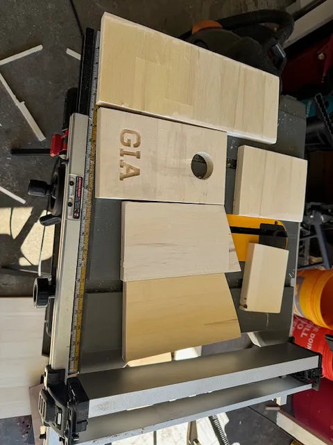 Basic Birdhouse with name - image 4