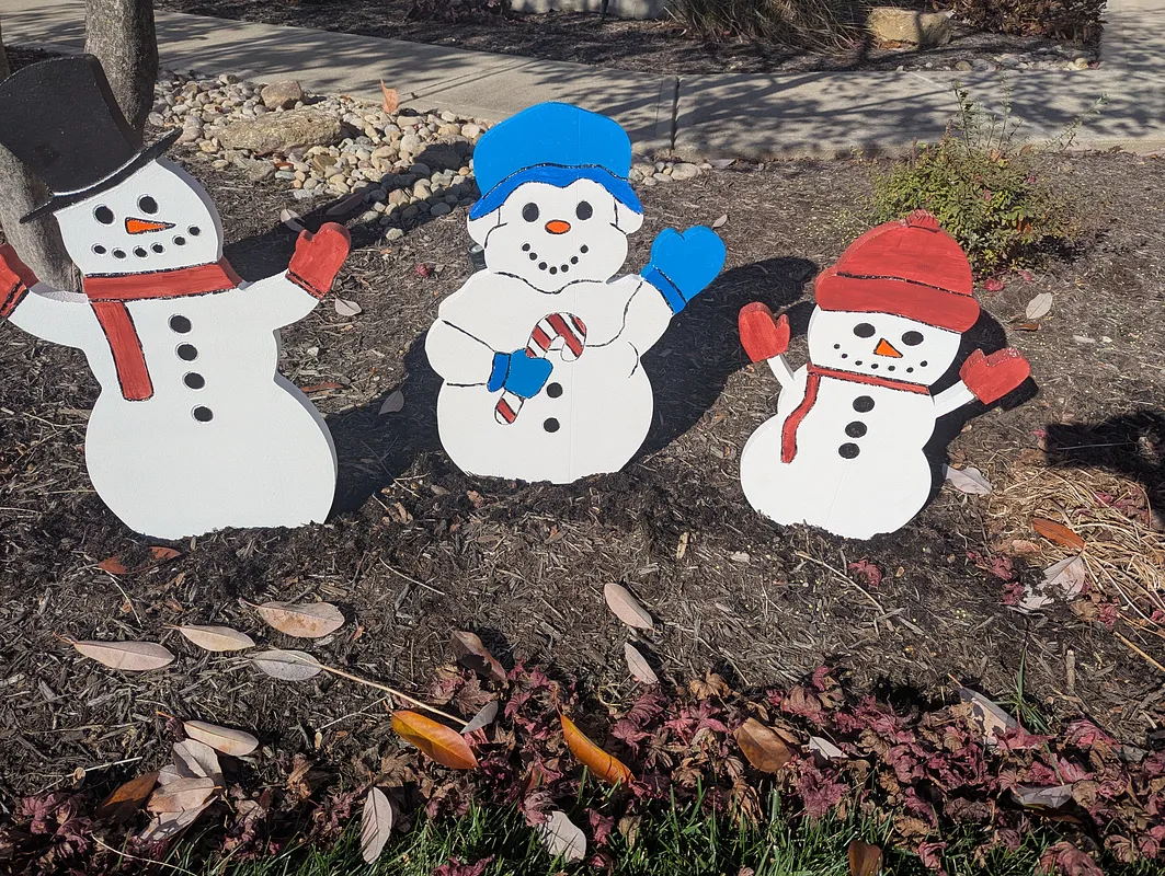 XPS Foam Snowmen - image 2