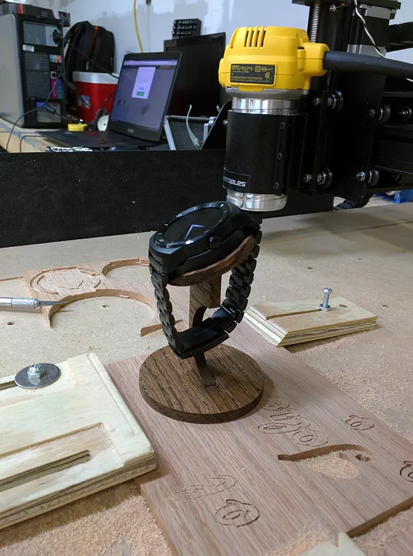 LG G watch R Stand - image 9