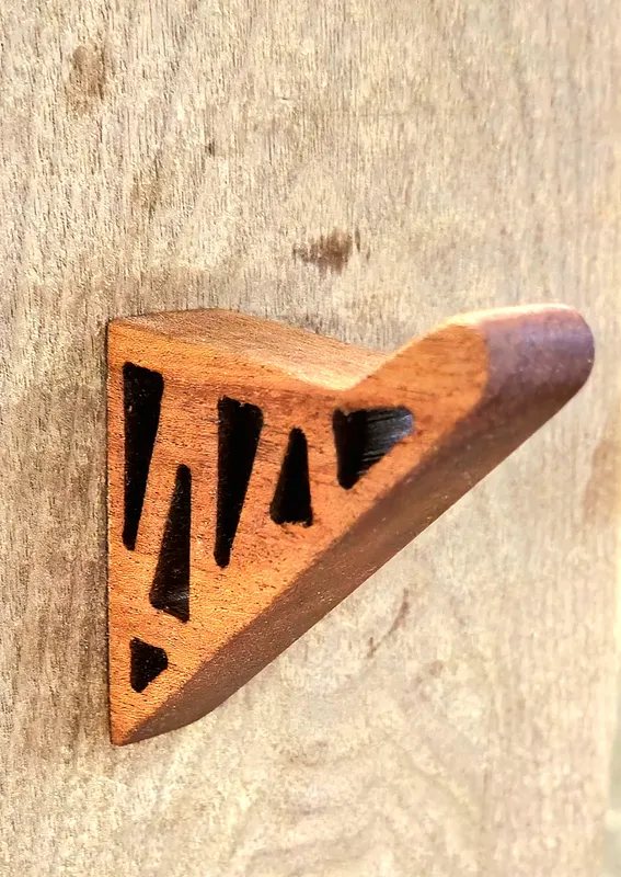 skeletonized bracket - image 1