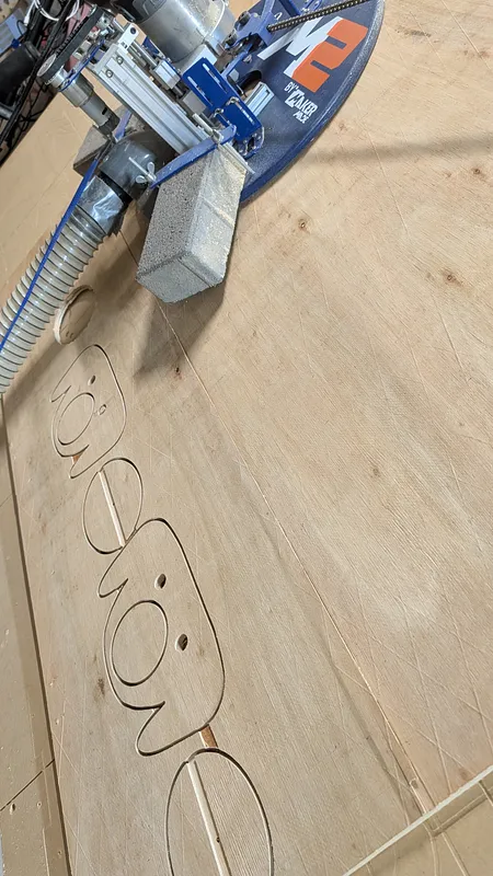 elephant dust hose hanger - image 3