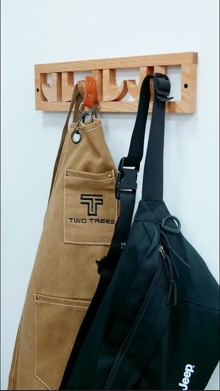 Wood Hanger TTC6050 - image 1