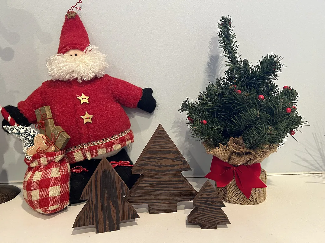 Christmas Tree Cutouts - image 1