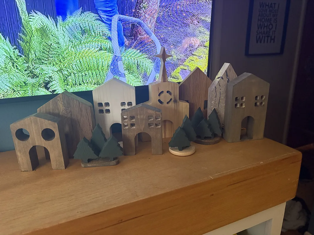 minimalist christmas village - image 2