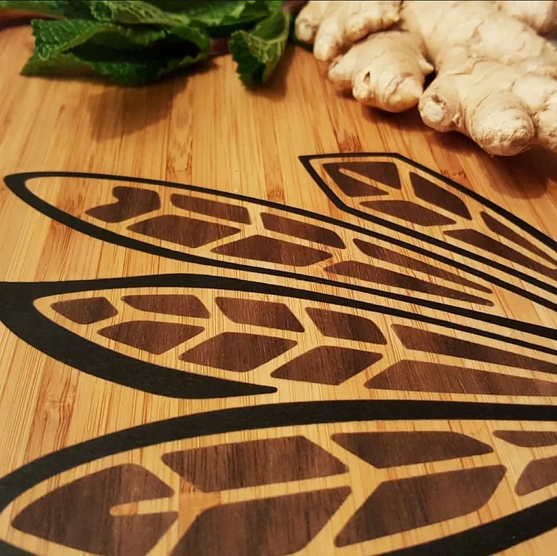 Blackhawks Feather Cutting Board - image 2