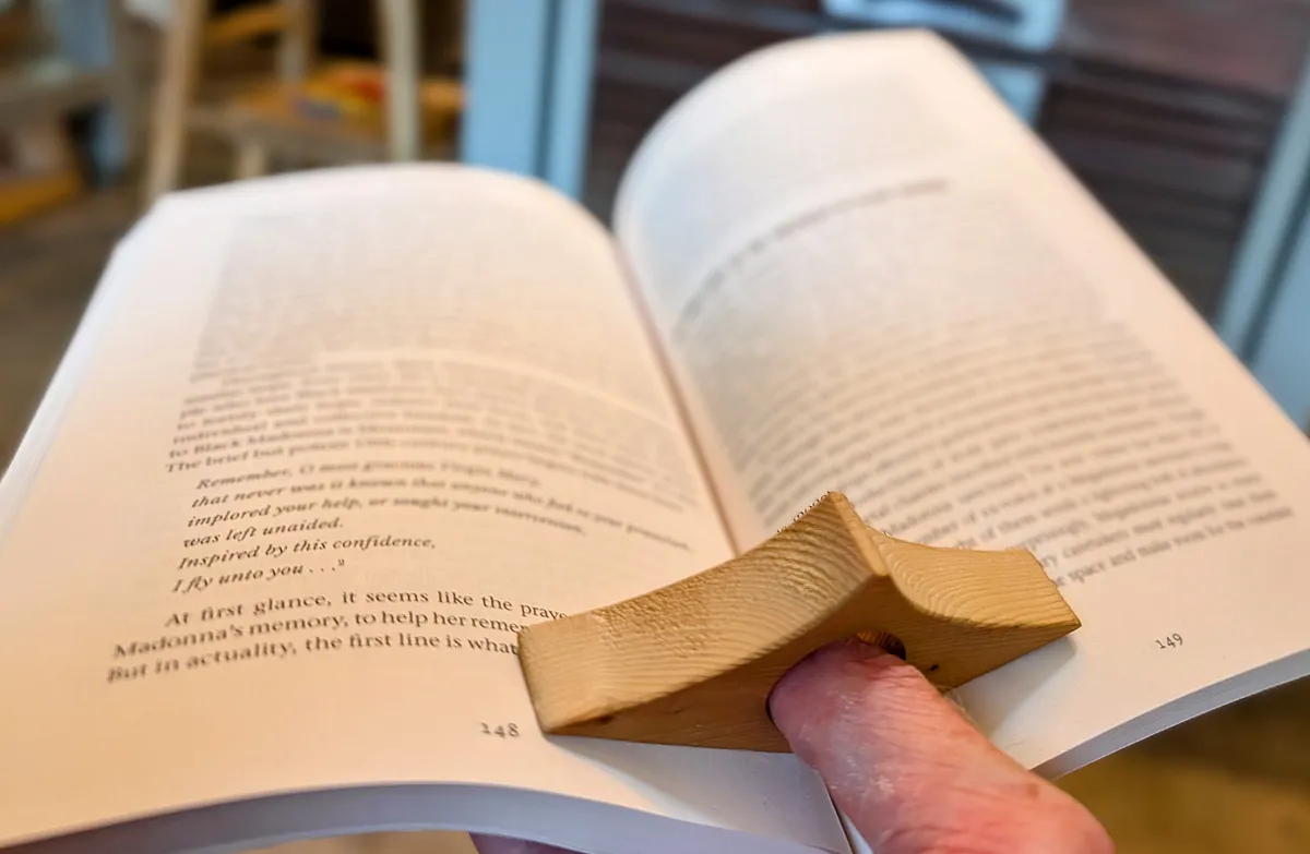 Book Holder with Thumb Hole - image 2