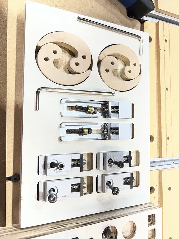 Genmitsu clamp holder - image 2