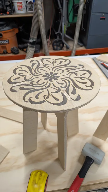 flat pack stool - image 4