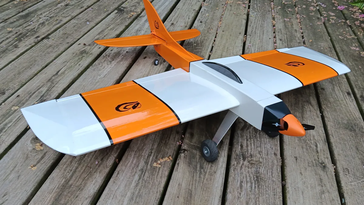42" Combat Flite Streak - image 1
