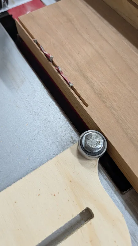 Featherboard and Thin-rip Jig. - image 4
