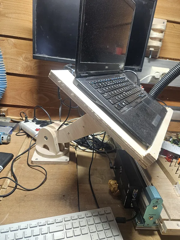 Laptop Stand 18 mm plywood - image 2